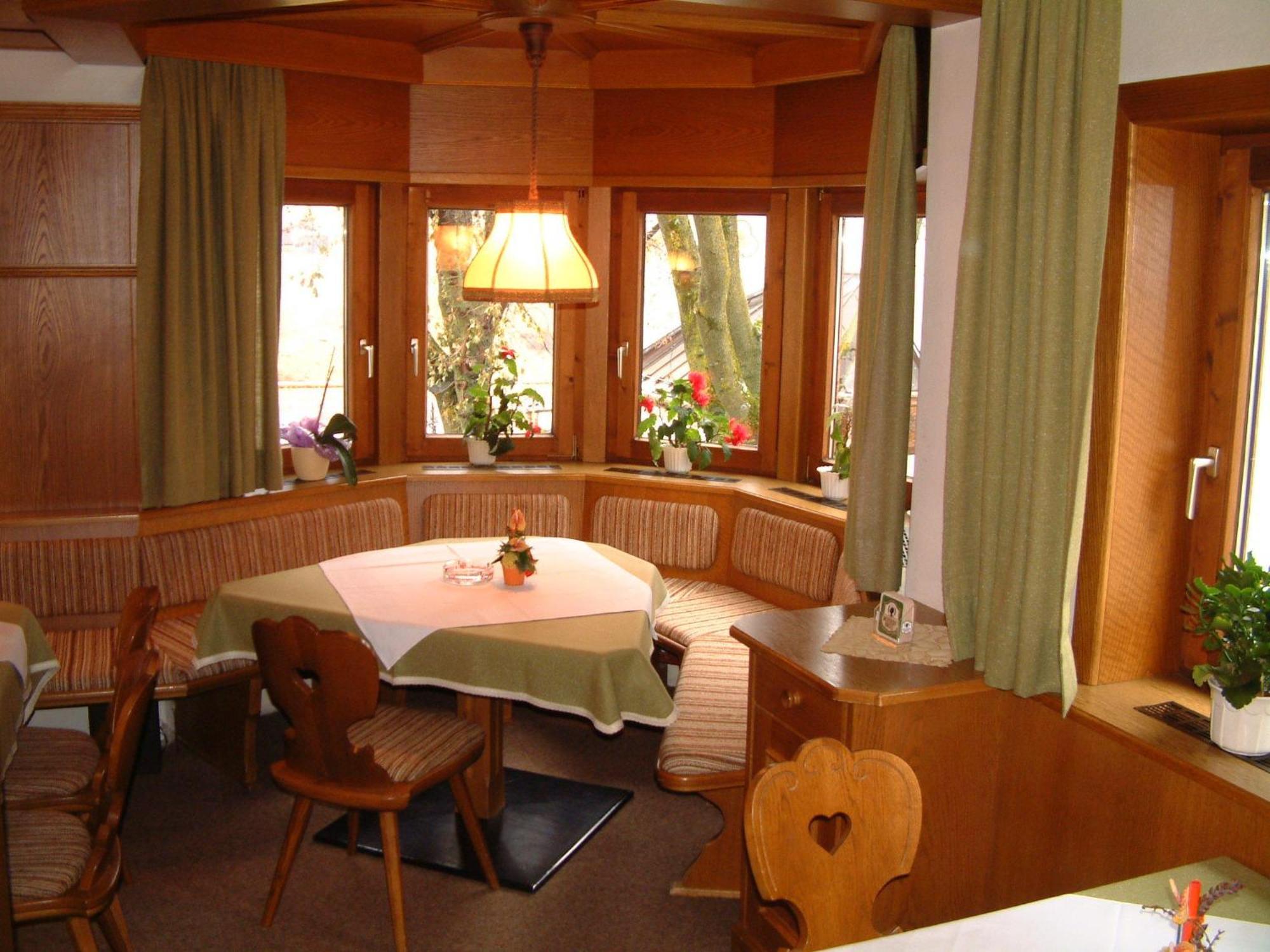 Hotel Garni Mathonerhof Ischgl Exterior foto